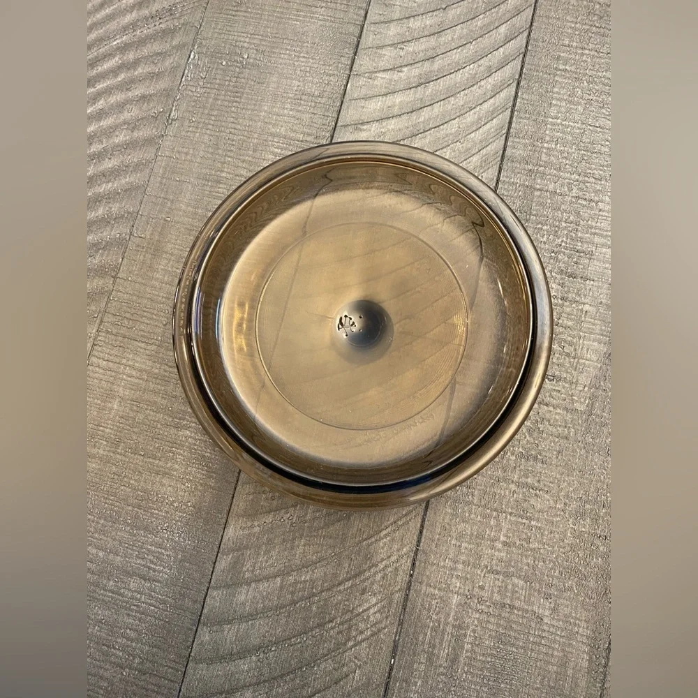 Pyrex vintage amber glass pot lid P810